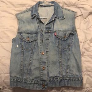 Levi’s Jean vest!